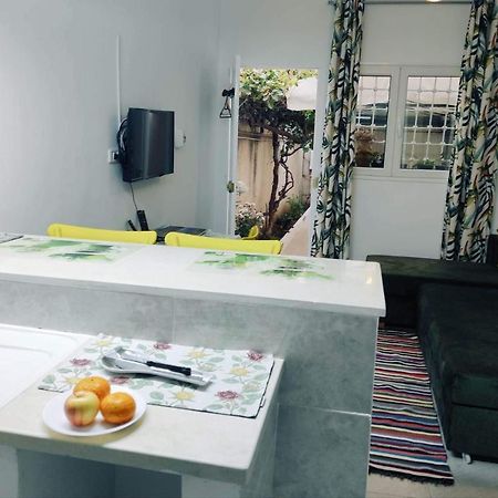 Studio, Cite La Gazelle ,Pas Jafar, Quartier Calme 10 Min De L'Aeroport Pres Du Technopark Bagian luar foto
