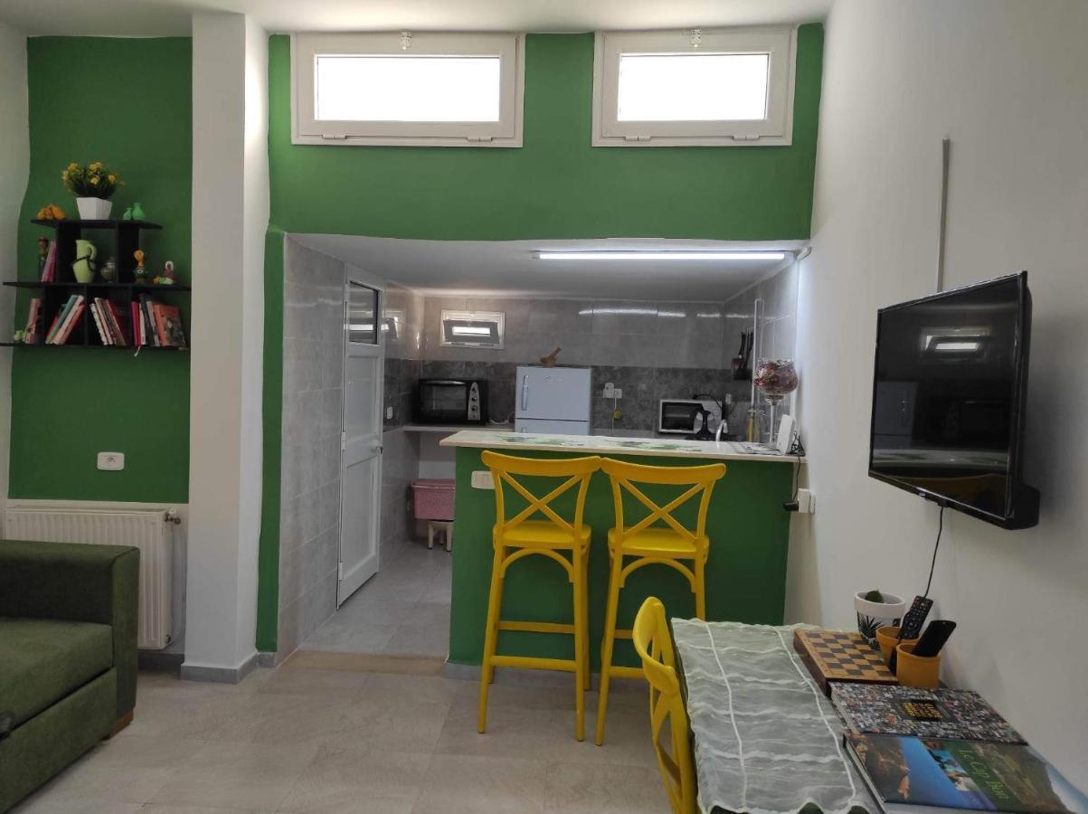 Studio, Cite La Gazelle ,Pas Jafar, Quartier Calme 10 Min De L'Aeroport Pres Du Technopark Bagian luar foto