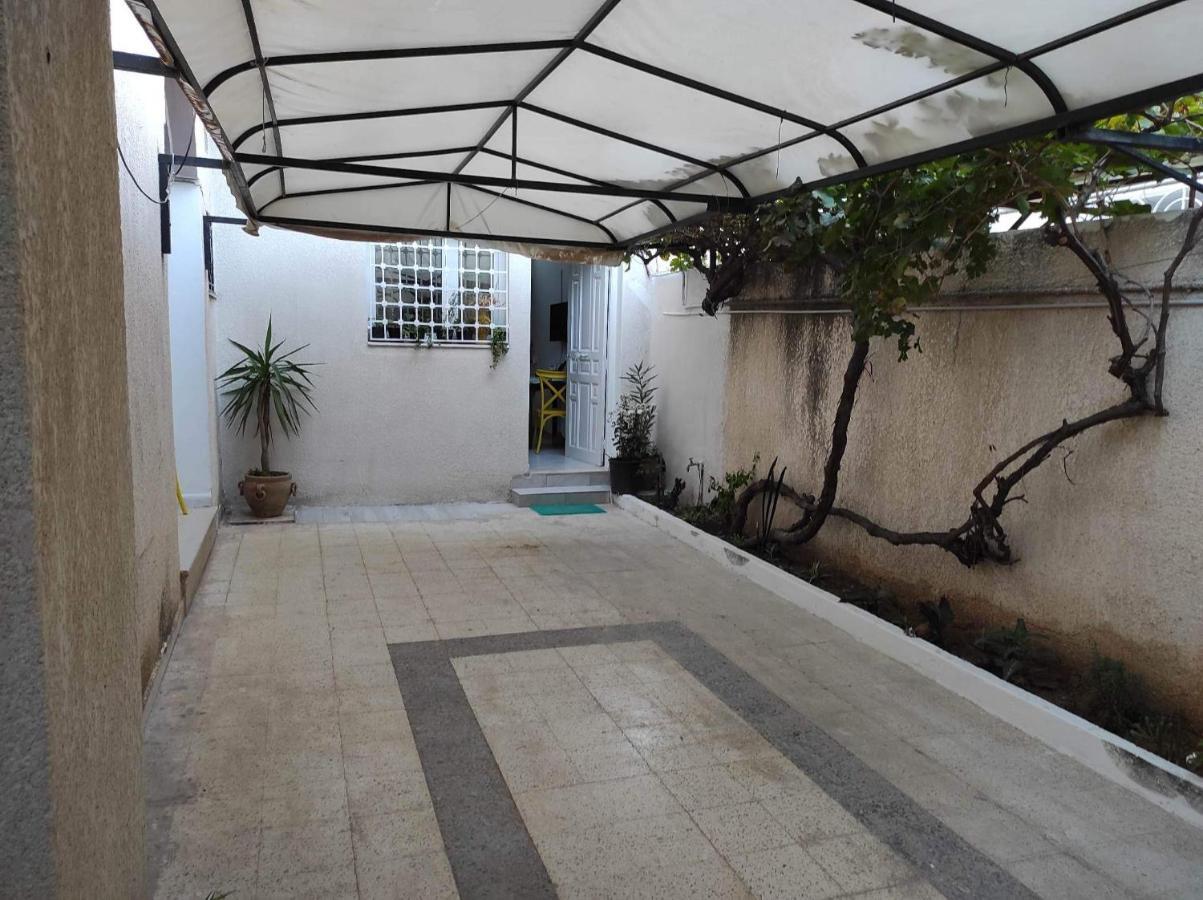 Studio, Cite La Gazelle ,Pas Jafar, Quartier Calme 10 Min De L'Aeroport Pres Du Technopark Bagian luar foto